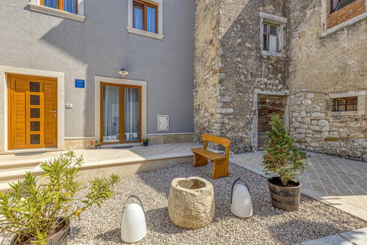 Holiday House Lidia I Rina Pićan Eksteriør billede