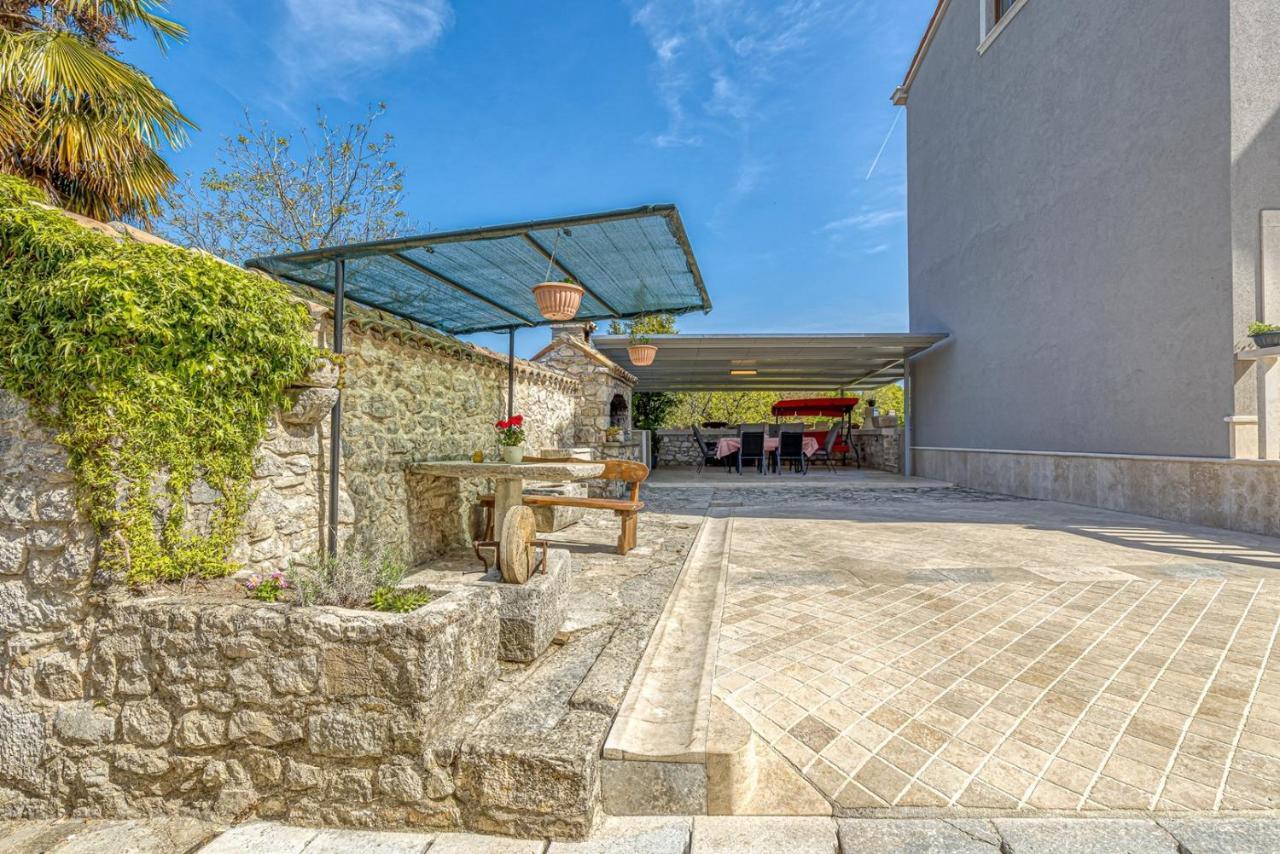 Holiday House Lidia I Rina Pićan Eksteriør billede